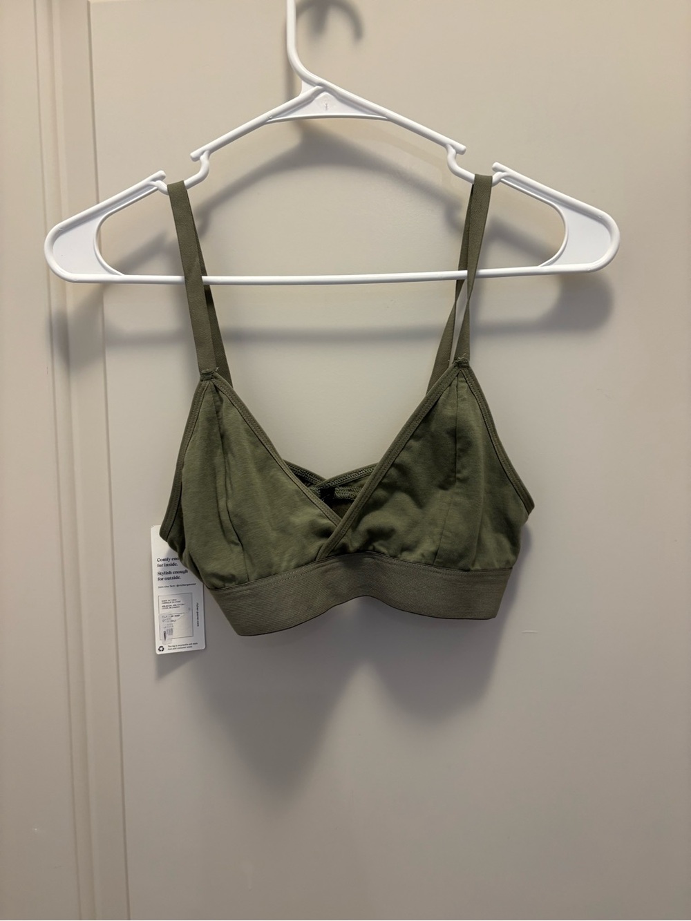 Richer Poorer Classic Bralette Size M Olive Army Green Unlined Wireless Bra NWT - Picture 4 of 7